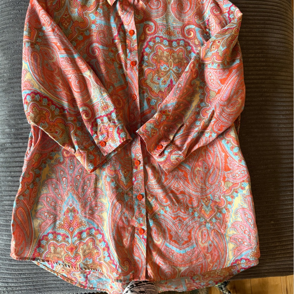 Chico's Vibrant Paisley Top in Orange and Red